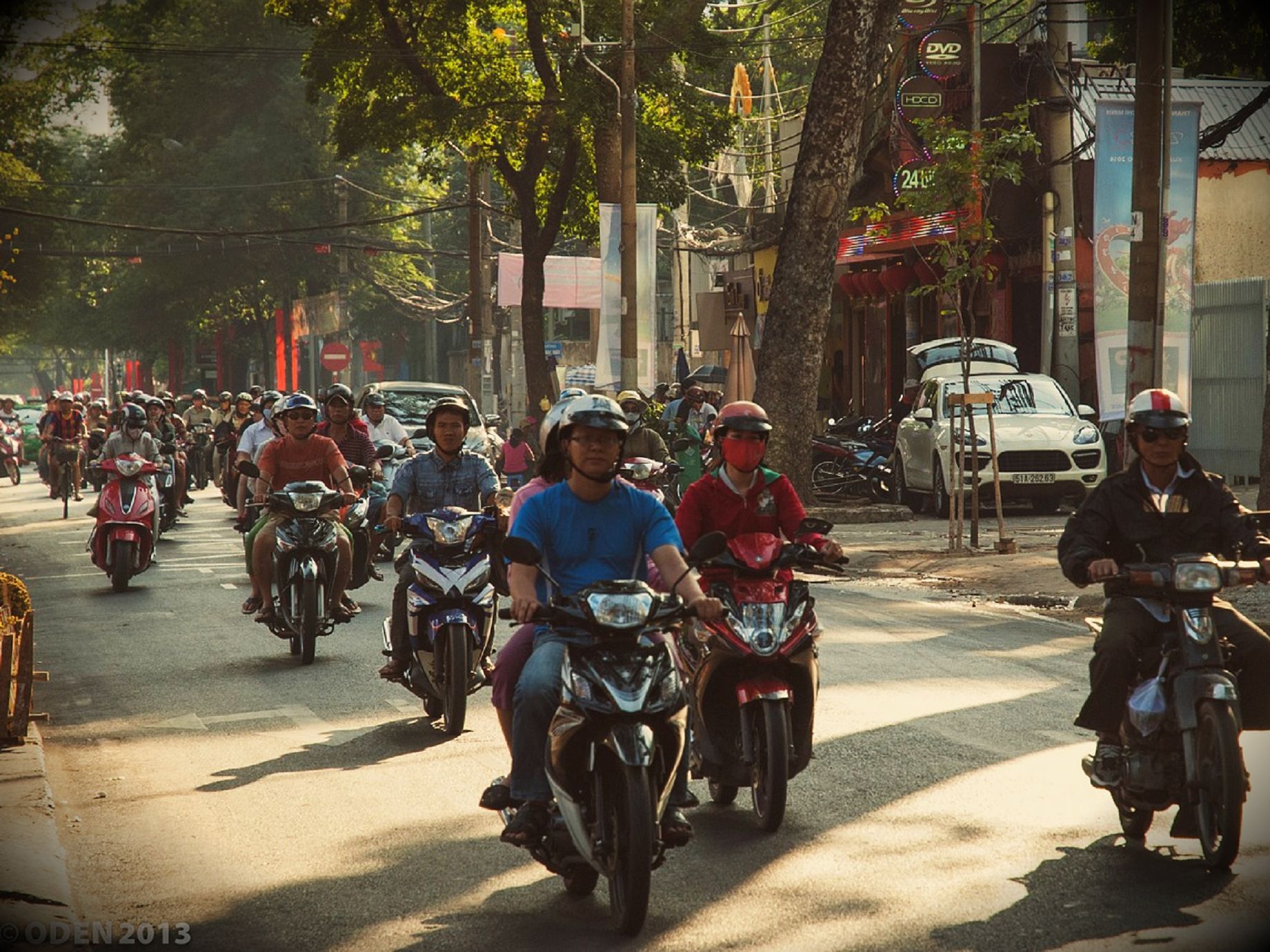 暫時不要管Uber了，你知道在印尼用App叫的是計程摩托車嗎？