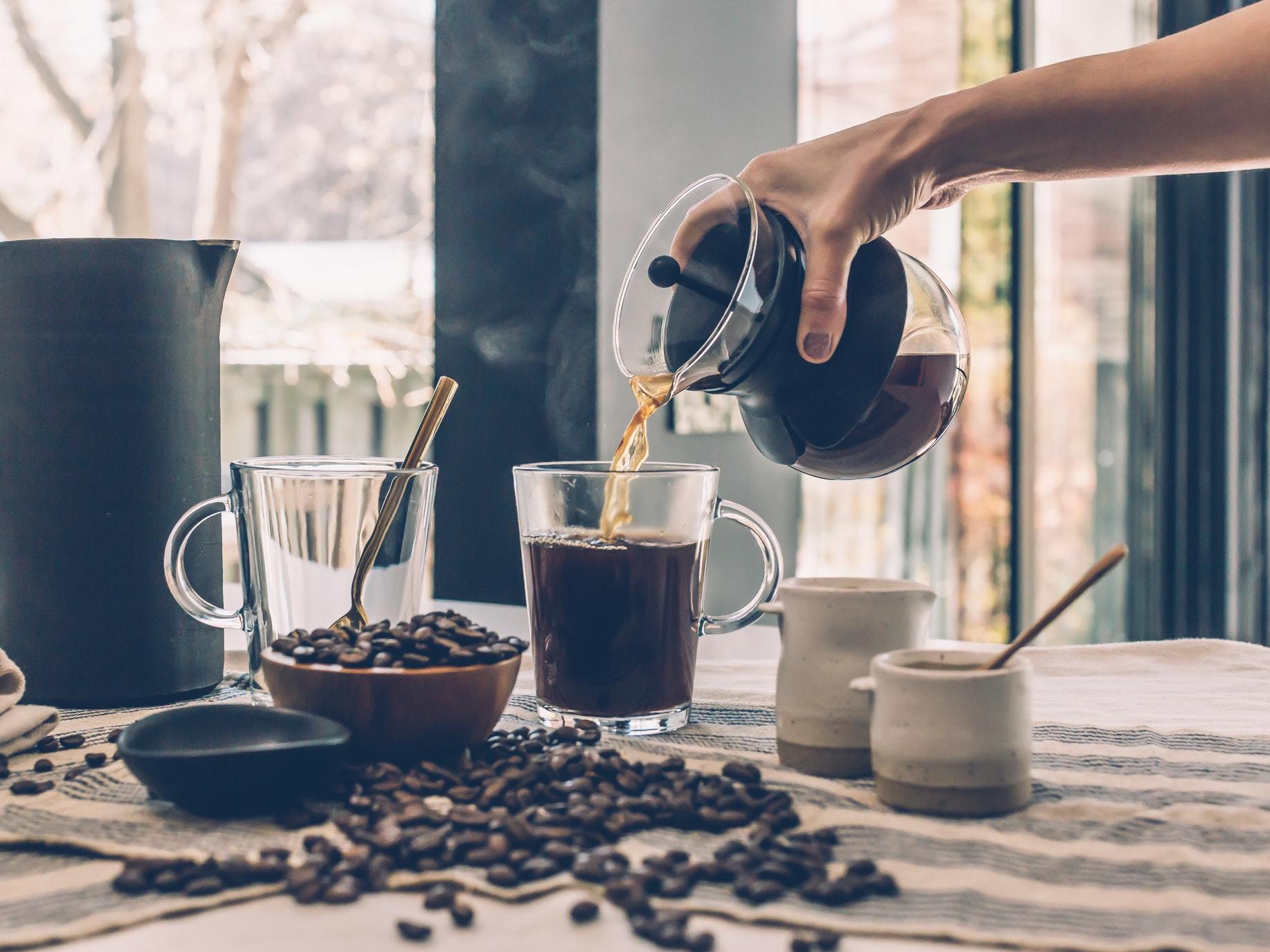 連鎖咖啡品牌大評比：哪家的咖啡香最能留住消費者？