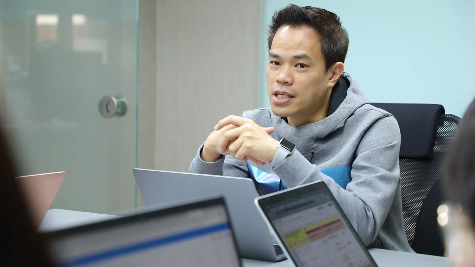 企業人資的苦惱：線上影音參差不齊，怎麼替代實體內訓？直擊SmartM大大學院製作幕後，5步驟完成最優質內容