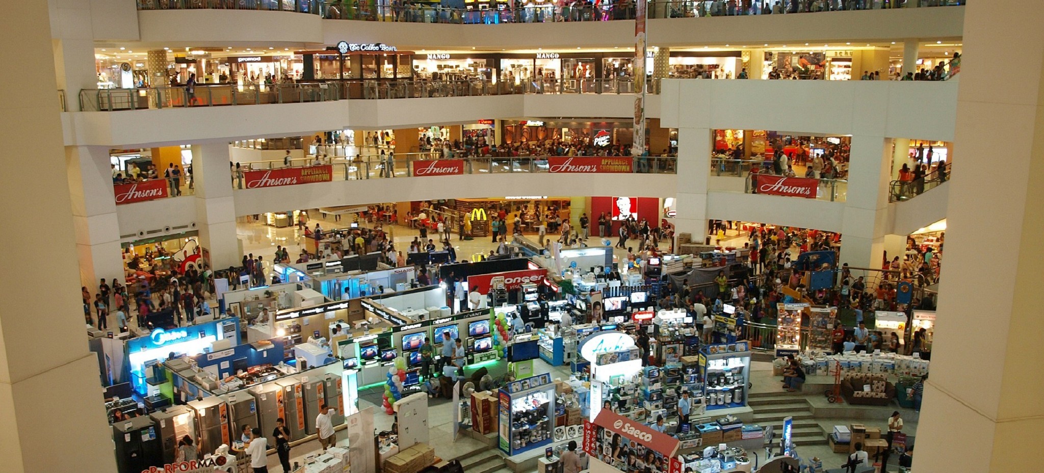 2014中國零售龍頭是天貓，實體店被電商打趴了嗎？